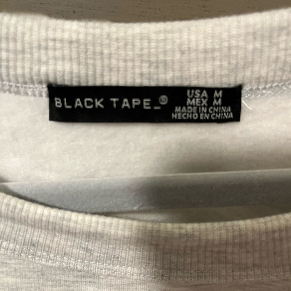NWT BLACK TAPE OPEN SHOULDER SWEATER - m - Picture 4 of 5